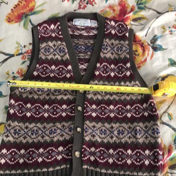 American Eagle Button Knit Large Sweater Vest - Picture 9 of 10